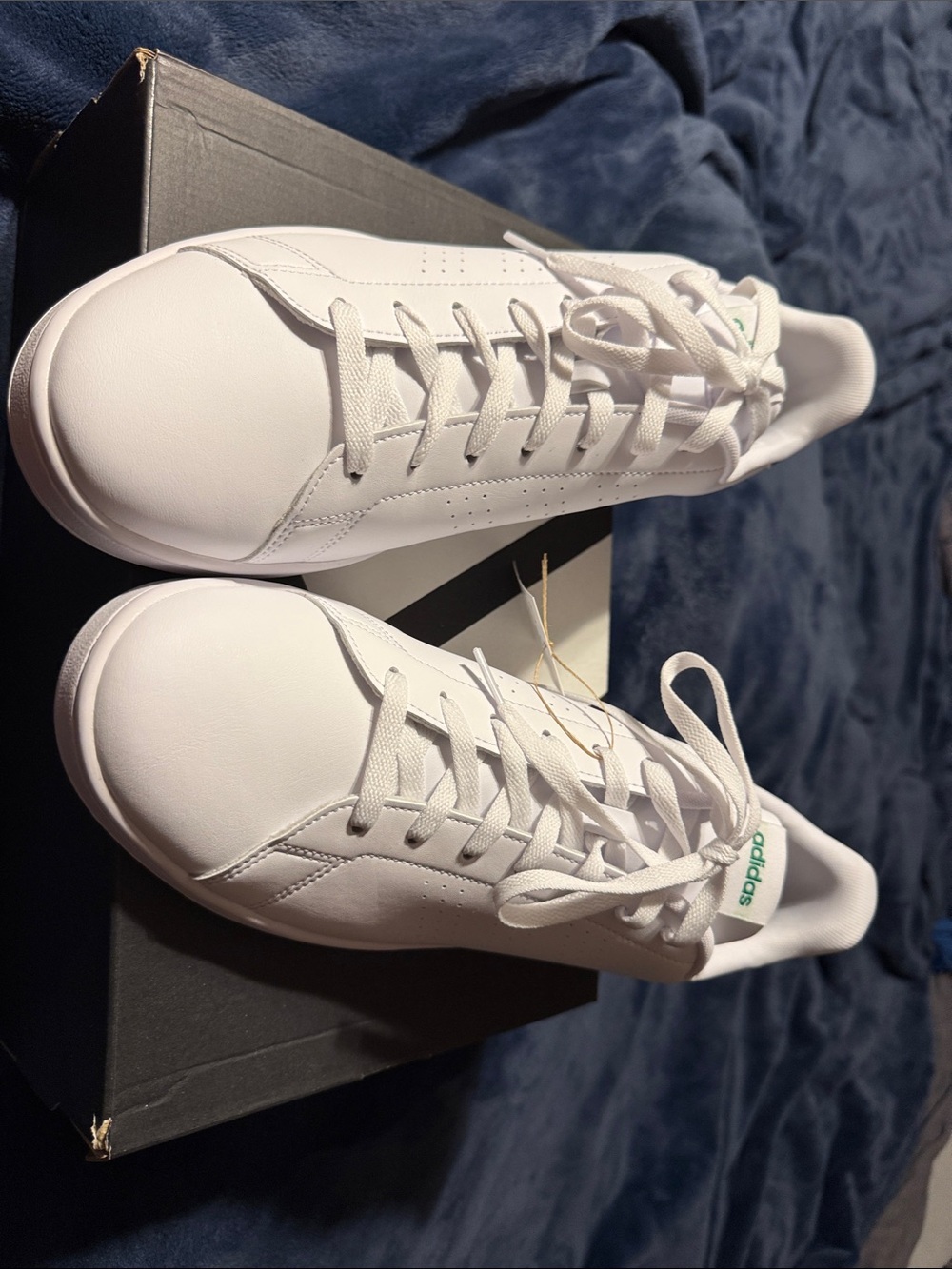 Adidas Advantage White with Green Heel Tab Mens Athletic Shoes